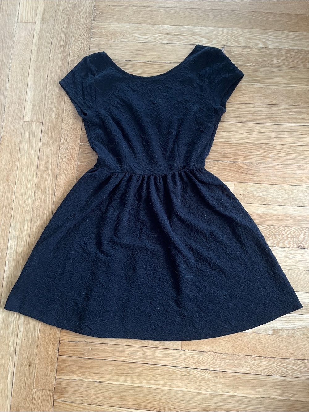 Xhilaration Black Textured Scoop-Neck Dress